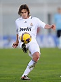 Football Player's Biography 7: Fernando Gago