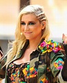 Ke$ha Picture 1 - Ke$ha Performing Live on NBC's Toyota Thanksgiving ...