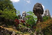 The Stone Forest In China Is a Magical Place You Usually See In Movies