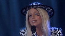Lady Gaga - Yoü And I (Live at The View) - YouTube