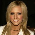 Ashlee Simpson's Plastic Surgery: See Her Shocking Transformation