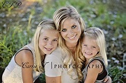 Carrie T. Photography: {BEAUTIFUL Mama and her BEAUTIFUL daughters}