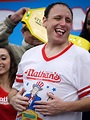 Joey Chestnut breaks popcorn-eating world record in Indiana - Radio Sargam