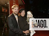 Schauspieler Janek Rieke (GER) mit Frau und Kind während der Premiere ...