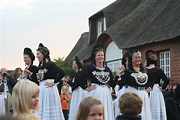 Oldsum auf Föhr - friesisch & gut : Die Trachtengruppe