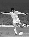 Joe Jordan of Leeds Utd in 1974. | Retro football, Football shirts, Joe ...