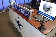 Fans React To Heartfelt Moment In Cowboys Draft Room - U-Reader