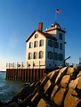 Lorain Lighthouse Lorain, Ohio | Great Lakes Boating