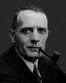 Famous Pipe Smokers: Edwin Hubble