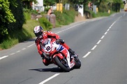 Conor Cummins secures Superbike TT podium - Speedcafe