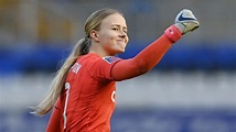 Hannah Hampton exclusive: Aston Villa goalkeeper on overcoming eyesight ...