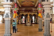 Sri Srinivasa Perumal Temple in Singapore - Historical Singapore ...