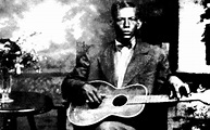 Charley Patton. Voice of the Mississipi Delta - Elmore D.