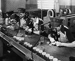Rosie the Riveter: Frauen in der Rüstungsindustrie im Zweiten Weltkrieg ...