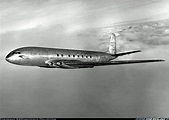 de Haviland Comet (GB) first jet powered airliner. Beautiful, but prone ...