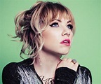 Carly Rae Jepsen Biography - Facts, Childhood, Family Life & Achievements