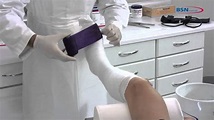 Plâtre synthétique Application sur le bas de la jambe avec plaque d ...
