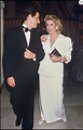 Pierre Lescure et Catherine Deneuve lors d'une soirée à Paris en 1985 ...