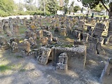 Estelas de Necropolis Santuario Punico Tofet de Cartago o de Salambó ...