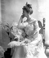 Laura Borden 1901 | Portrait, Female images, Beautiful evening dresses