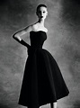 Patrick Demarchelier - Dior Sonnet dress, Autumn - Winter 1952 Haute ...