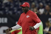 Chiefs legend and coach Emmitt Thomas calls it quits after 51 years