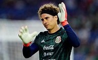 Francisco Guillermo Ochoa impuso récord de 39 partidos sin gol con México.