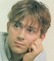 Pin by nnnnnn_ q on Damon Albarn, Blur & Gorillaz | Damon albarn, Damon ...