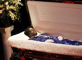 Photos of Famous Dead Bodies From Celebrity Open Casket Funerals