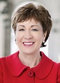 File:Senator Susan Collins 2014 official portrait (cropped).jpg - Wikipedia