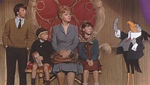 Bedknobs and Broomsticks (1971) Movie Summary and Film Synopsis
