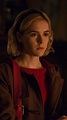 Kiernan Shipka In The Chilling Adventures of Sabrina 4K Ultra HD Mobile ...