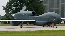 Drohnen-Debakel: Generalinspekteur räumt in "Euro Hawk"-Affäre Fehler ...