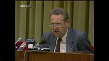 Conférence de presse (Günter Schabowski) - YouTube