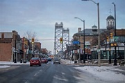 Welland, Ontario: Downtown Driving Tour And Info On The Iconic Bridge