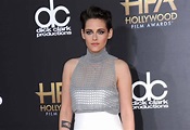 Kristen Stewart’s Real Size: Height, Weight, Measurements & More