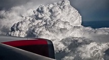 Las turbulencias que sufren los aviones serán cada vez más fuertes y frecuentes