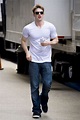《美國隊長》克里斯伊凡Chris Evans時尚Look大盤點 教你如何穿得又帥又Man | GQ瀟灑男人網
