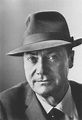 Why you should get reacquainted with mystery novelist Ross Macdonald ...
