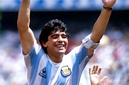 Diego Maradona, un mito elevado a la estatura de 'Dios' por los hinchas ...