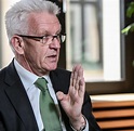 Winfried Kretschmann will die Grünen in die Mitte führen - WELT