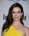 Bitsie Tulloch Style, Clothes, Outfits and Fashion • CelebMafia