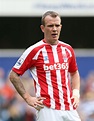 Glenn Whelan set to leave Stoke City with Aston Villa confident of ...