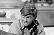 'Waltons' patriarch Ralph Waite dies at 85