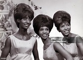Photo of VELVELETTES and Carolyn GILL and Annette McMILLAN; Posed ...