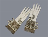 Ashmolean Museum Image Library | Gloves (Queen Elizabeth I gloves)