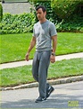 Justin Theroux Was Embarrassed by Attention from Sweatpants Photo ...