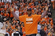 Syracuse will retire former basketball star John Wallace’s No. 44 ...