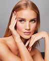 Rosie Huntington-Whiteley Gets Glam for Launch of Rose Inc. – Fashion ...