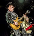 Dave Hill / Legendary live shows of Slade shows All The World Is A Stage